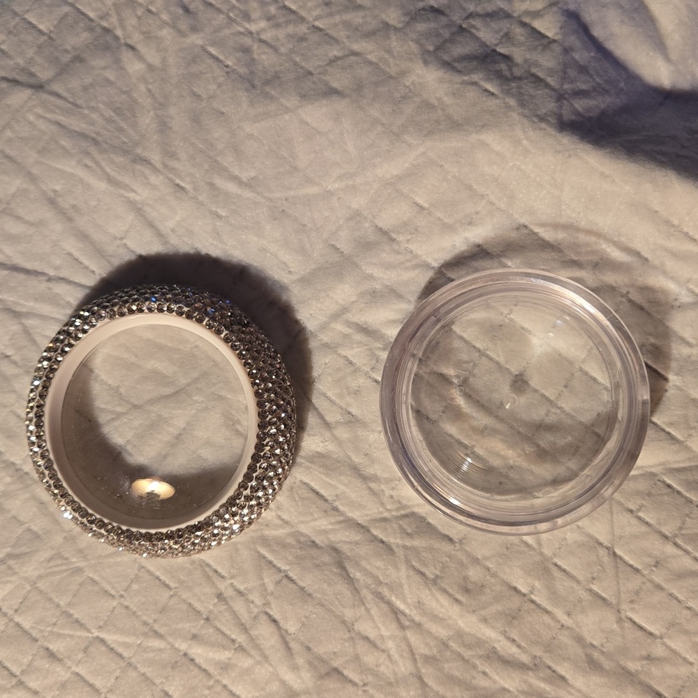 Pretty Silver Color  Rhinestone Pieces - Picture 3 of 3